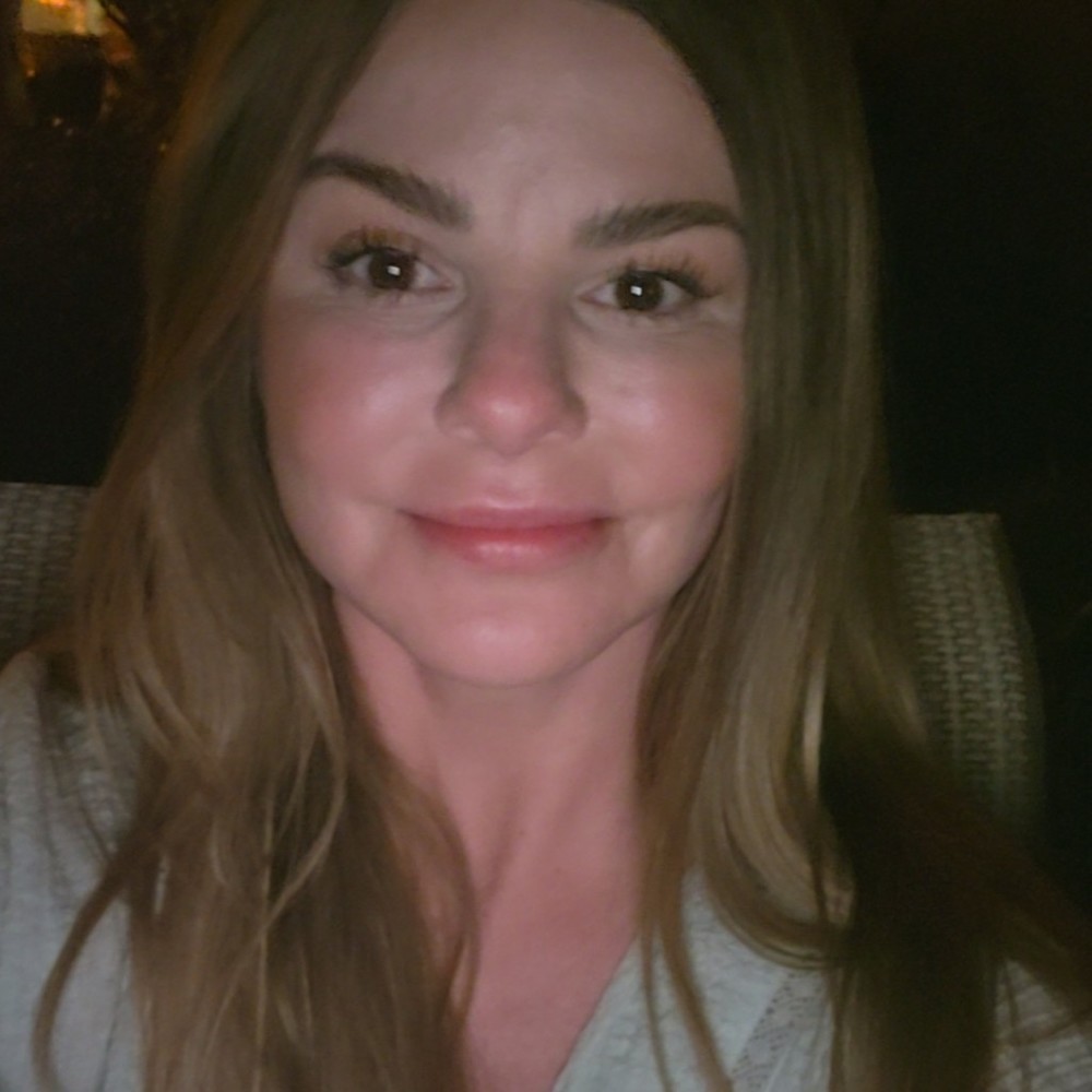 Meet your Posher, Angie